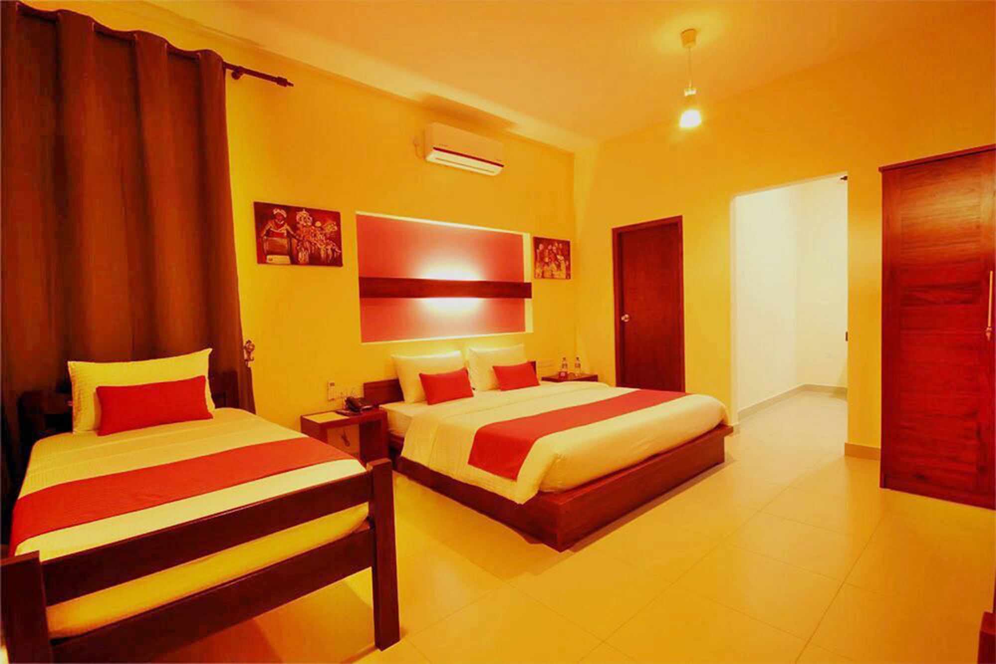 Sea Breeze Deluxe Inn Negombo Extérieur photo